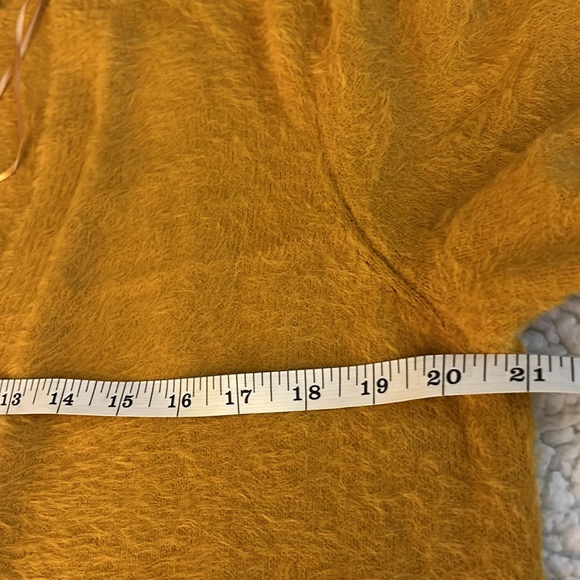 89th Madison Long Open Front Cardigan Sweater w front pockets Size L. Mustard - Picture 8 of 11